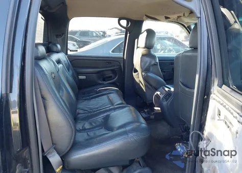 2002 Chevrolet Avalanche 1500 from USA, damaged, VIN 3GNEC13T92G267958